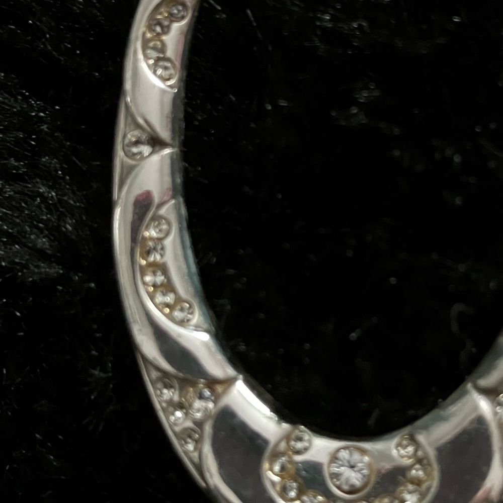 Brighton 💕 Beautiful Engraved Vintage Earrings with Sparkling Embedded Crystals - Picture 5 of 8